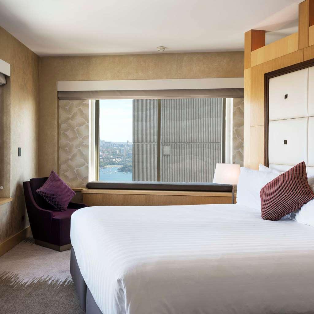 Amora Hotel Jamison Sydney Pokój zdjęcie A bedroom at the hotel